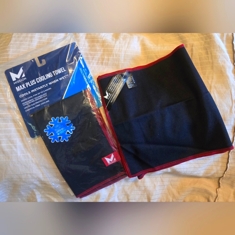 Mission Max Plus Cooling Towel Lot of 2 New 9.5 x 36” Black and Red